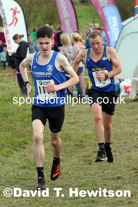 Senior mens 2021 North Eastern Harrier League, Druridge Bay. Photo: David T. Hewitson/Sports for All Pics